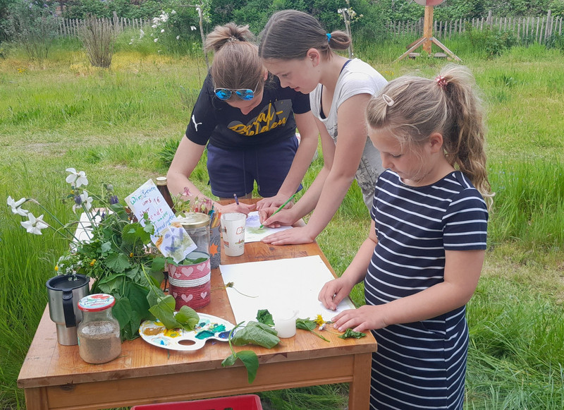 "Im Garten für das Leben lernen"  Schul-, Kräuter & Schaugarten mit allen Sinnen genießen und lernen.
